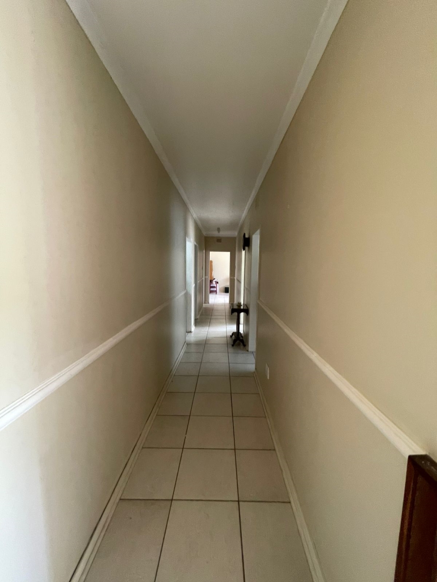 5 Bedroom Property for Sale in Panorama Free State